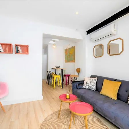 Superb Private House In The Heart Of Málaga, With Sunny Rooftop *
