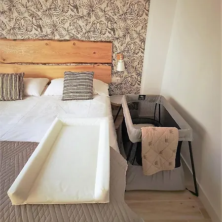 Urban Rose , Superb Private House In Historical Center, With Sunny Rooftop *
